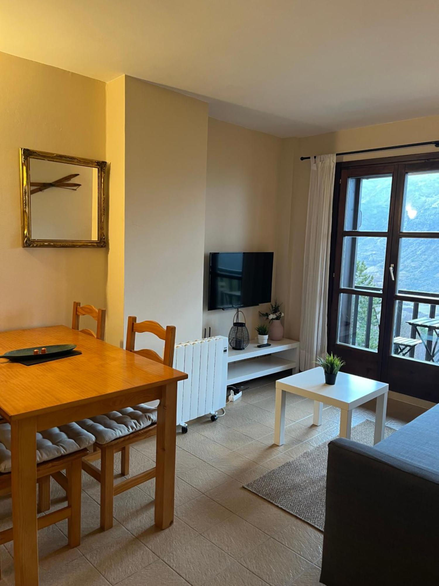 Roxy House - Apartamento A Pie De Pistas De Espot Bagian luar foto